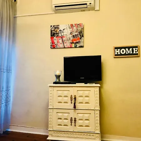 Excellent In Apartment *