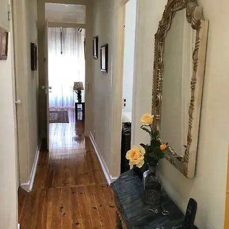 Excellent In * Lissabon